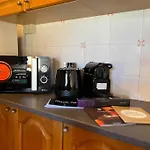 Cozy Penthouse 2 Bedrooms With Wifi - Netflix - Private Parking Daire *