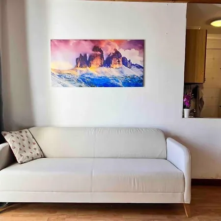 Cozy Penthouse 2 Bedrooms With Wifi - Netflix - Private Parking Apartment